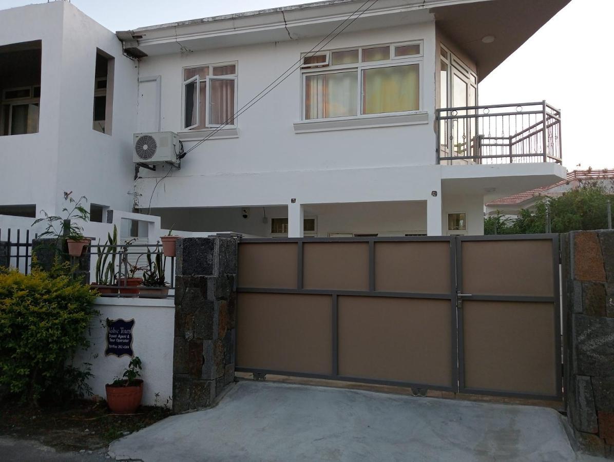 Chetty Tourist Residence Pereybere Beach Εξωτερικό φωτογραφία